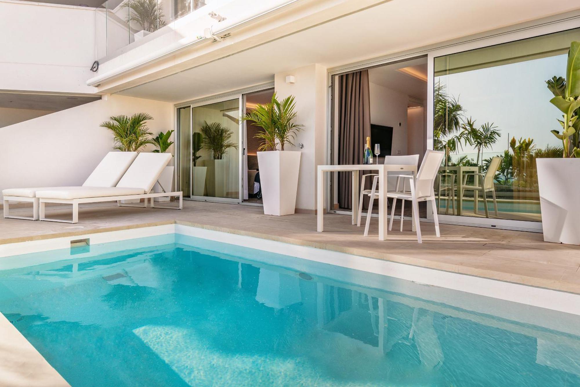 Grand Horizon Luxury Boutique Apartments 波多黎各 外观 照片