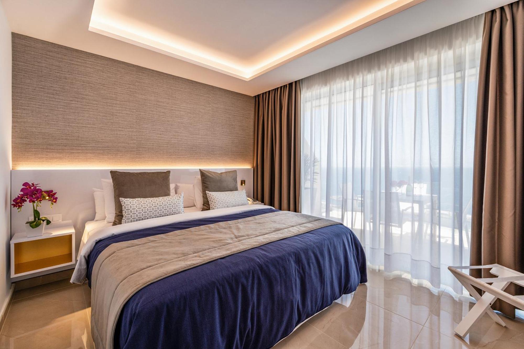 Grand Horizon Luxury Boutique Apartments 波多黎各 外观 照片
